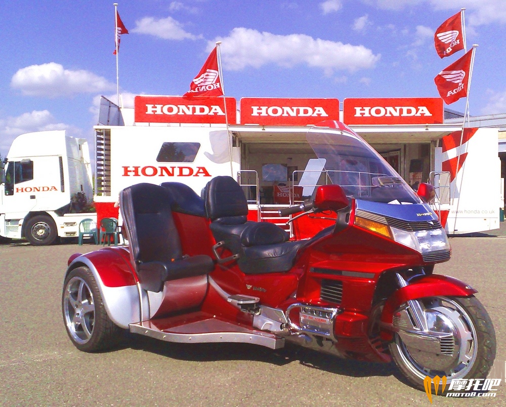 Honda-GL1500-trike.jpg