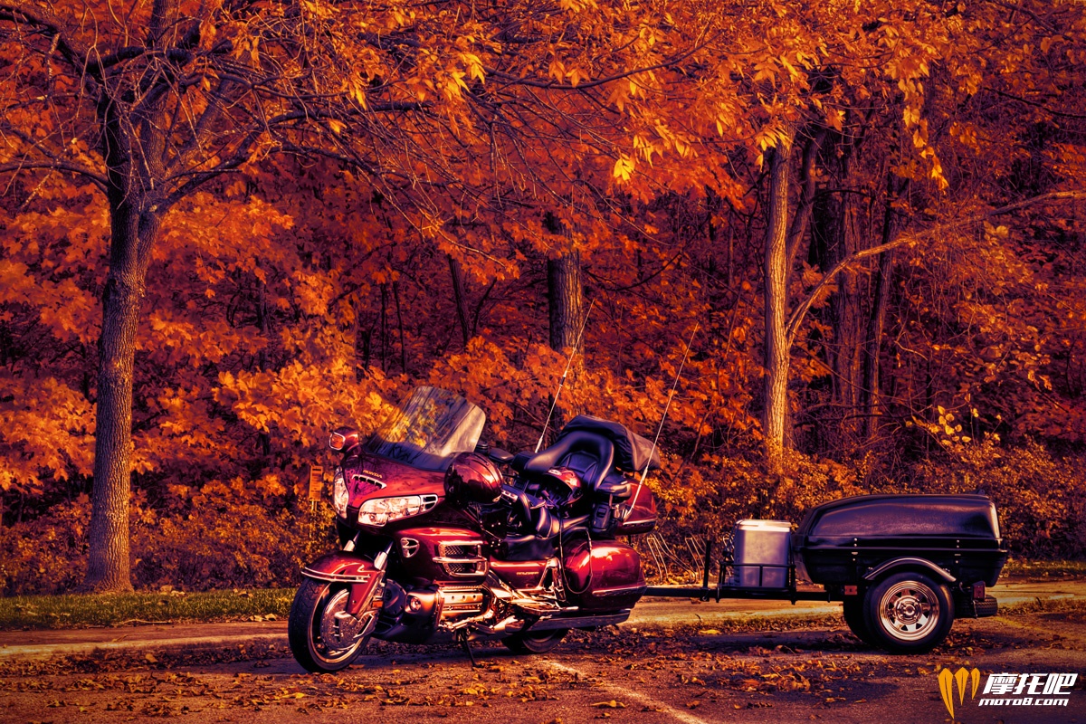 honda-goldwing-hdr-motorcycle-autumn-fall-photo.jpg