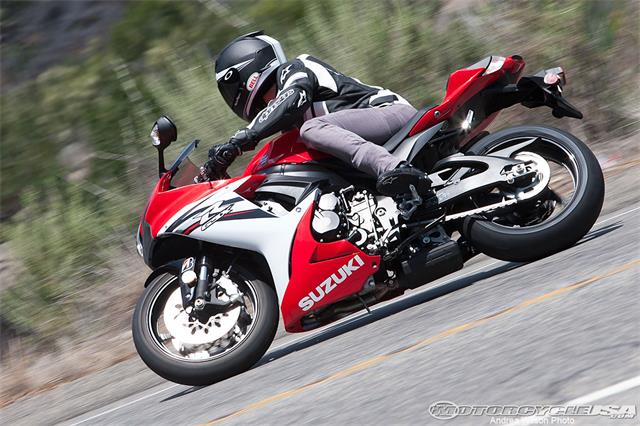 2013-Suzuki-GSX-R600-Street-2.jpg