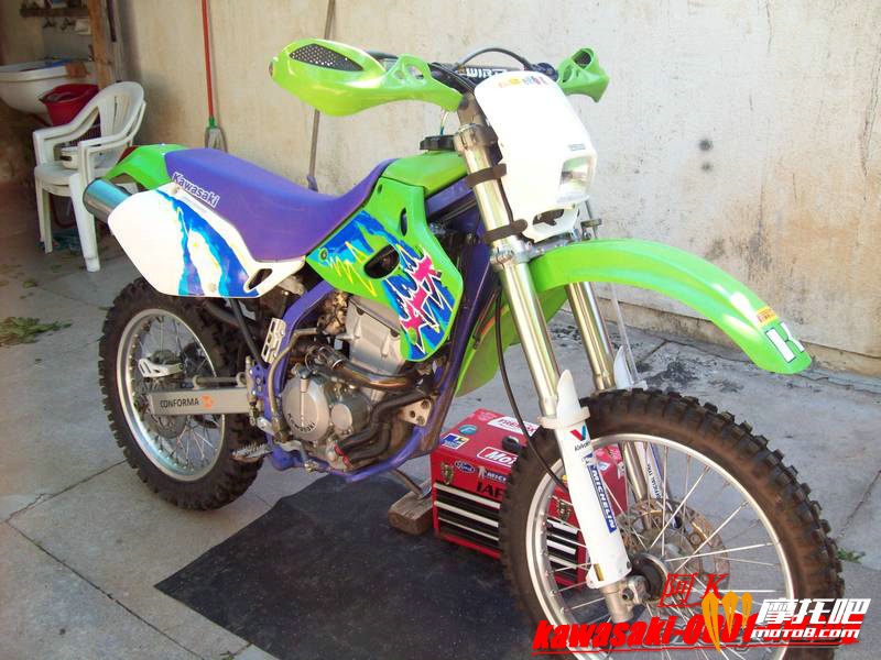 1993 Kawasaki KLX 2502.jpg