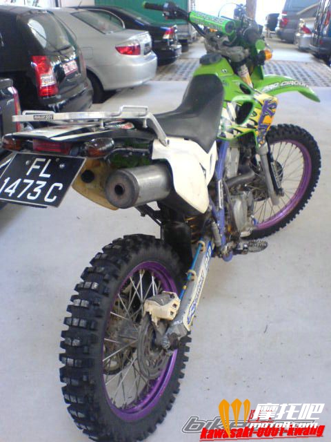 1993 Kawasaki KLX 25015.jpg