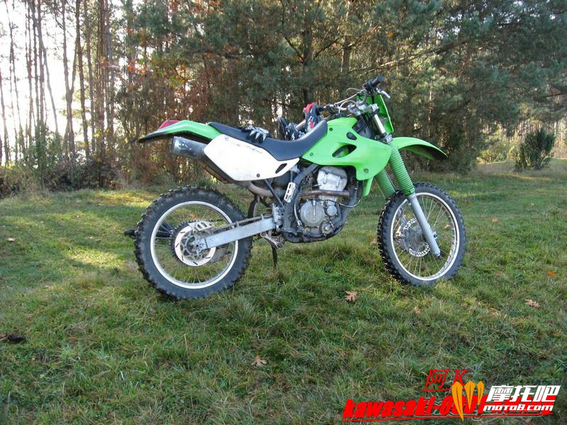 1994 Kawasaki KLX 25019.jpg