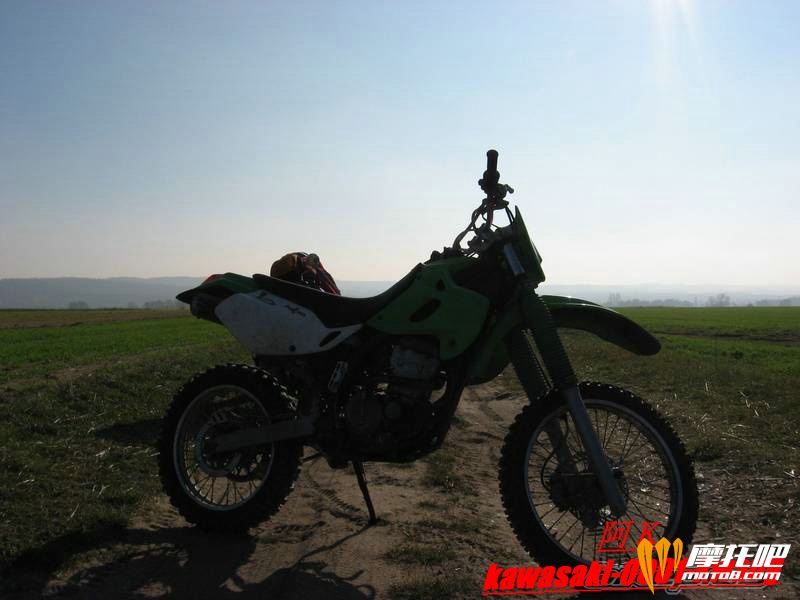 1994 Kawasaki KLX 25020.jpg