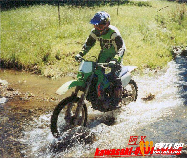 1995 Kawasaki KLX 25014.jpg