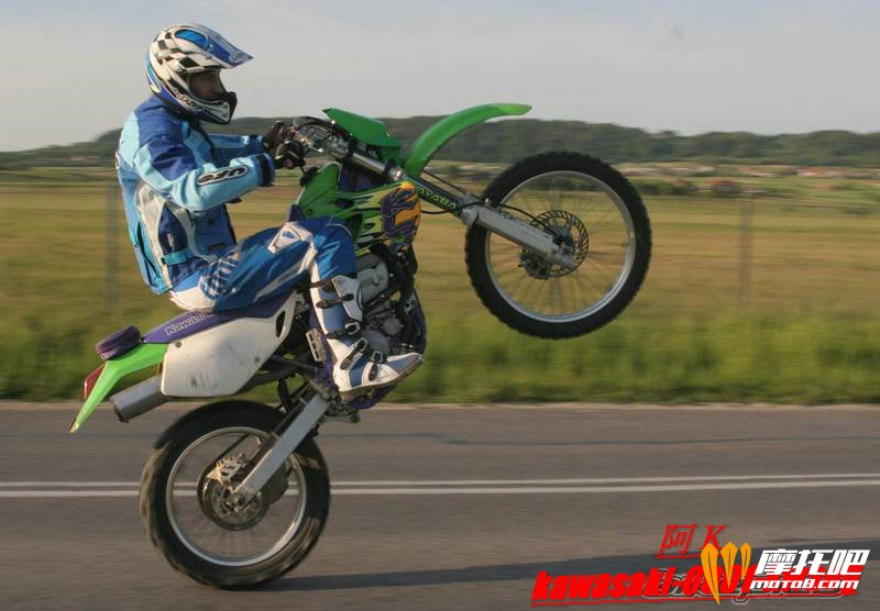 1996 Kawasaki KLX 25027.jpg