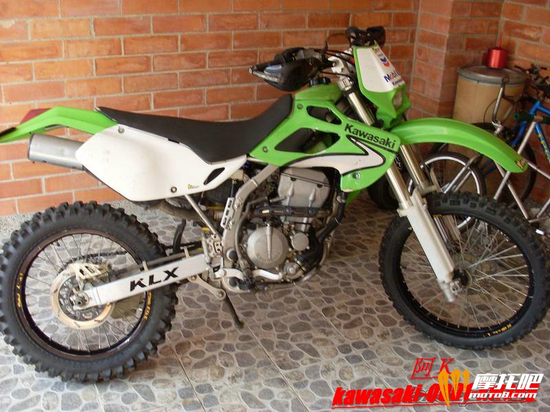 1996 Kawasaki KLX 25066.jpg