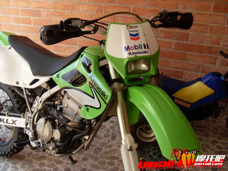 1996 Kawasaki KLX 25067.jpg