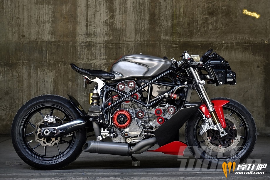 Apogee-Motorworks-Ducati-749-1.jpg