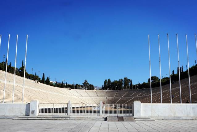 第四站，雅典泛雅典娜体育场，国际奥林匹克运动的圣地，第一届现代国际奥林匹克运动会在这里举行