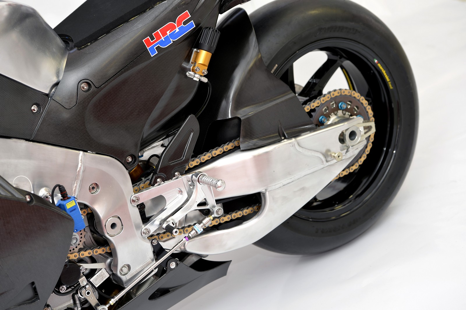 motogp-honda-rcv1000r-2013-00011.jpg