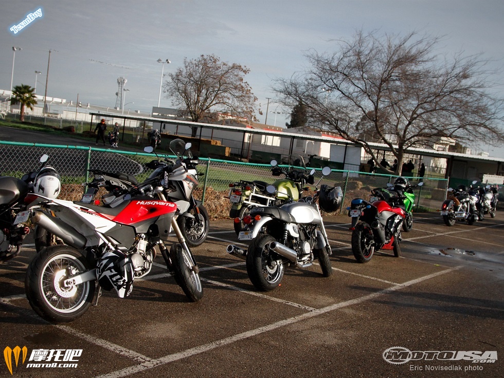 Superbike-Coach-Cornering-Class-1.jpg