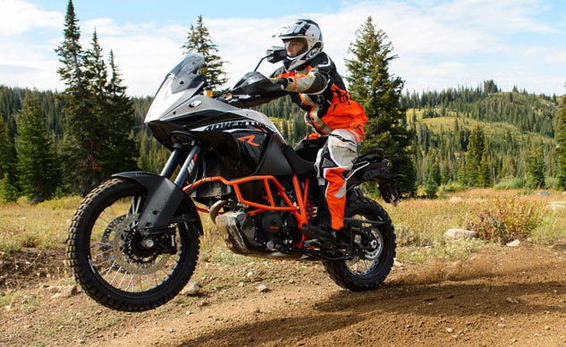 011516-2016-adventure-spec-shootout-2013-KTM-1190-Advent_002.jpg