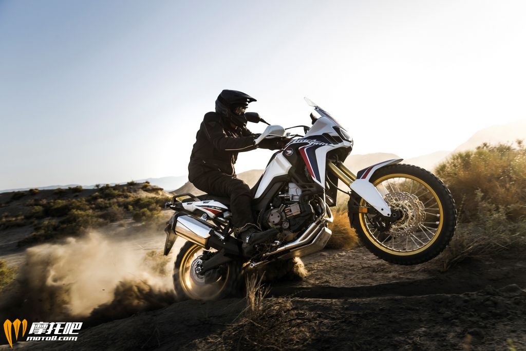 honda-africa-twin-2016-crf1000l-89.jpg