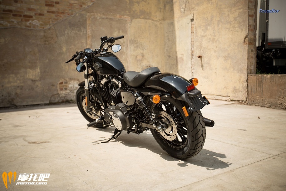 2016-Harley-Davidson-Forty-Eight3.jpg