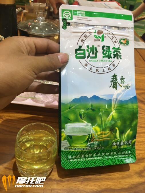 白沙绿茶，老板给我介绍了好久