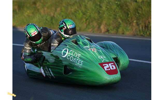 060616-beare-binns-2016-iomtt-sure-sidecar-1-f-633x388.jpg