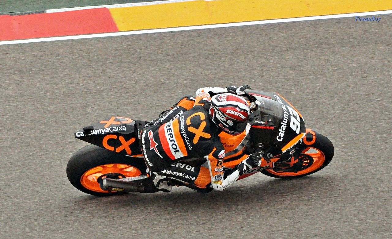 Marc_marquez_moto_2-1.jpg