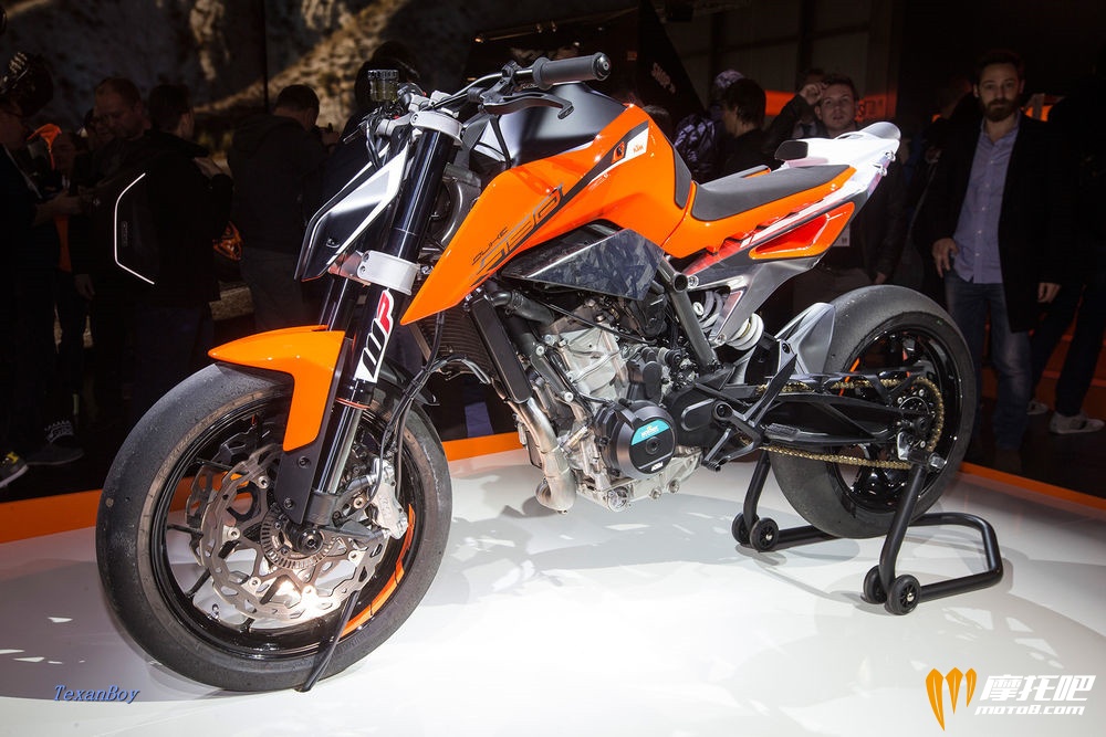 ktm-790-duke-prototype-ab9t1149.jpg