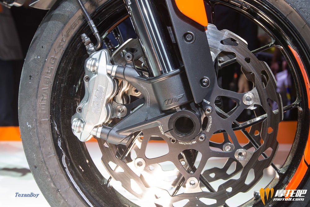 ktm-790-duke-prototype-ab9t1162.jpg