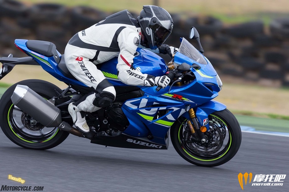 020717-2017-suzuki-gsx-r100r-TBG47237-Edited.jpg