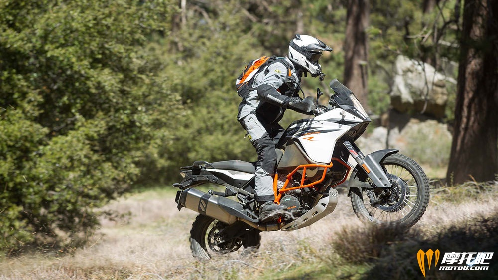 2017-ktm-1090-action-side-teaser.jpg