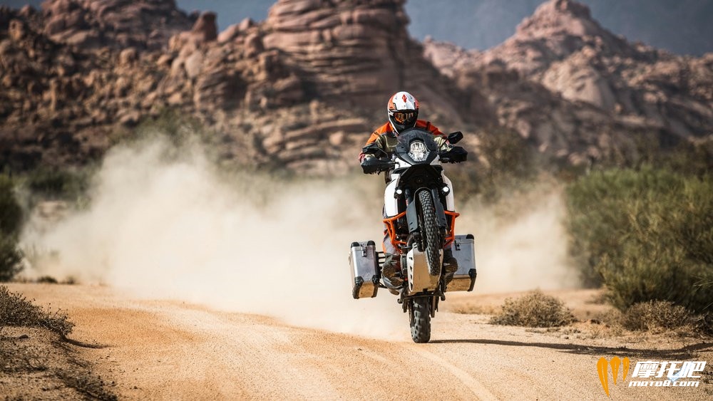 ktm_1090-adventure-r-2017_08.jpg