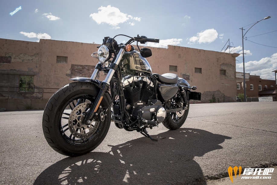 2014-Harley-Davidson-Forty-Eight2.jpg