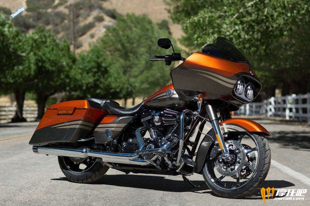 2013 CVO ROAD GLIDFE.jpg