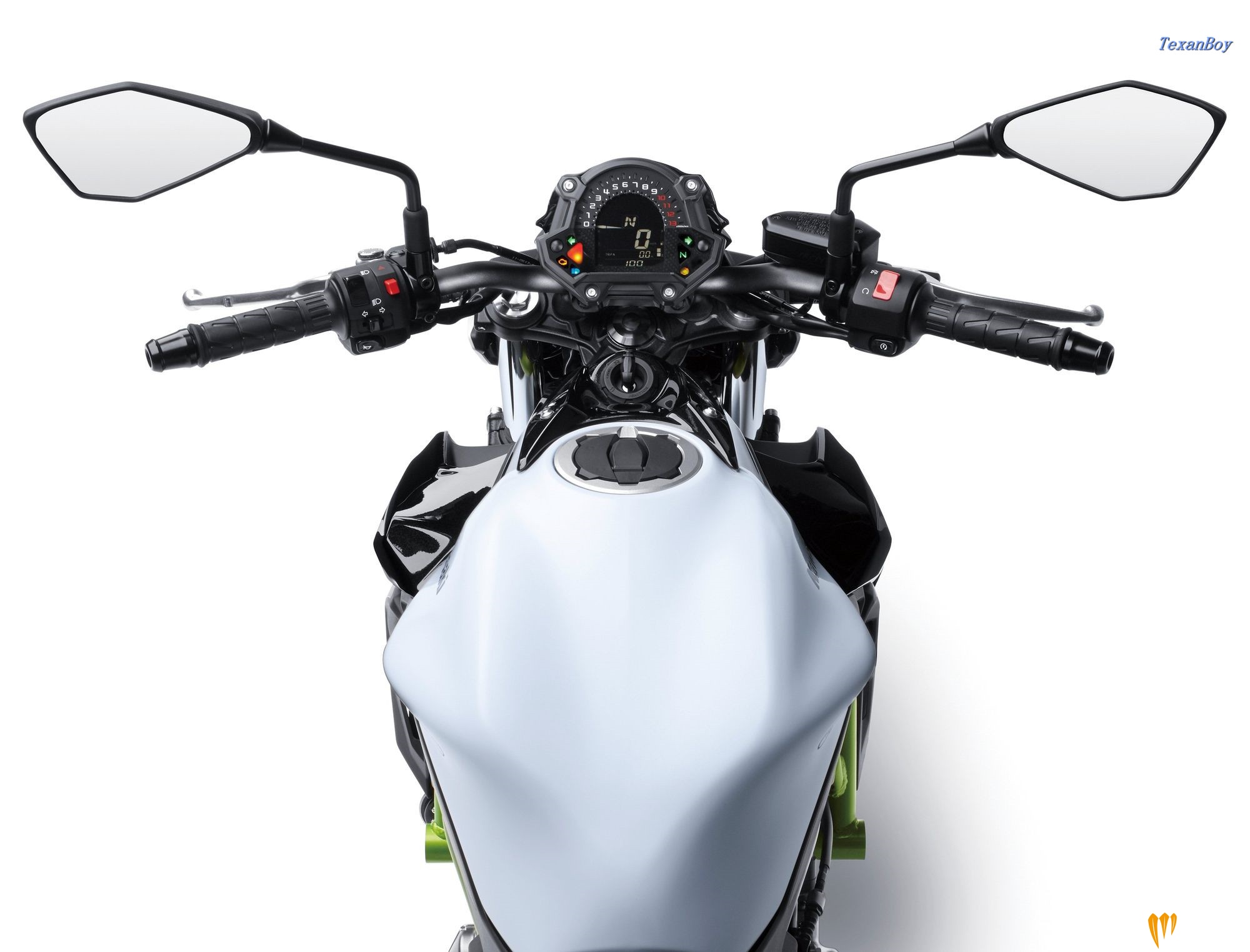 cw1116-2017-kawasaki-z650-first-ride-review-image-037.jpg