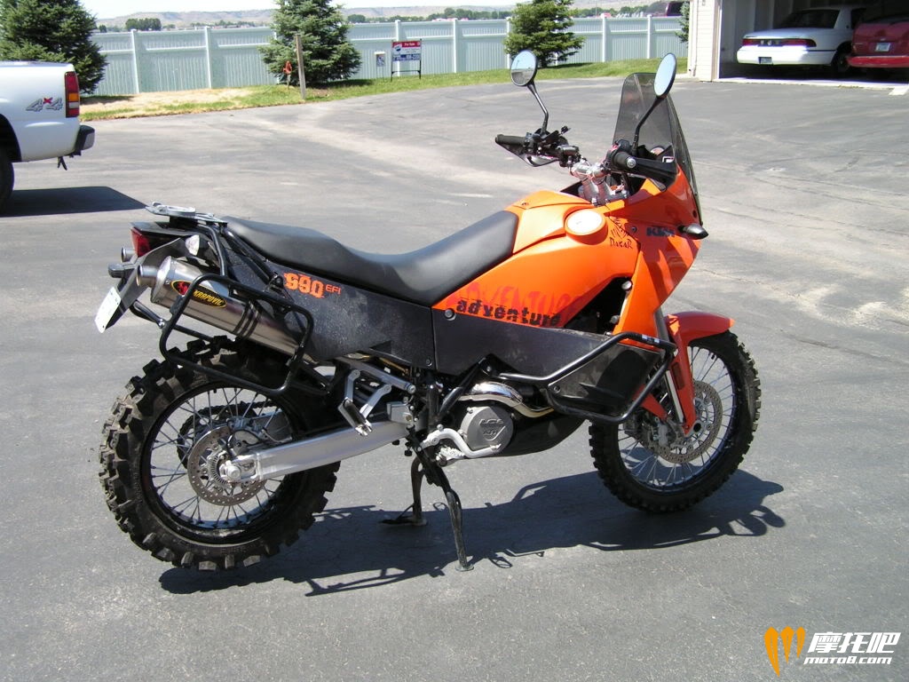 ktm-950-adventure-orange-9.jpg