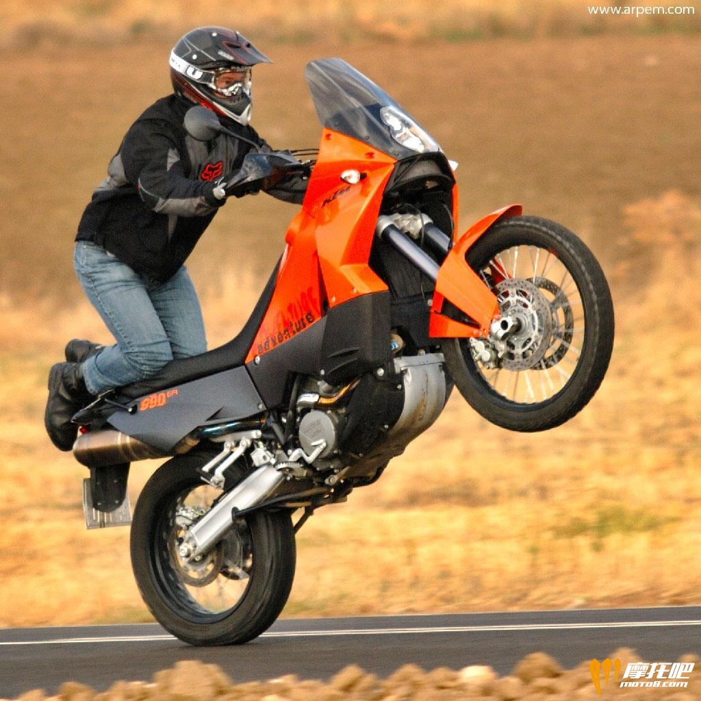 ktm-990-adventure-cab.jpg