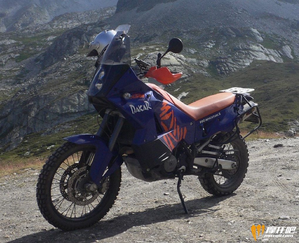 ktm-990-adventure-images-2.jpg