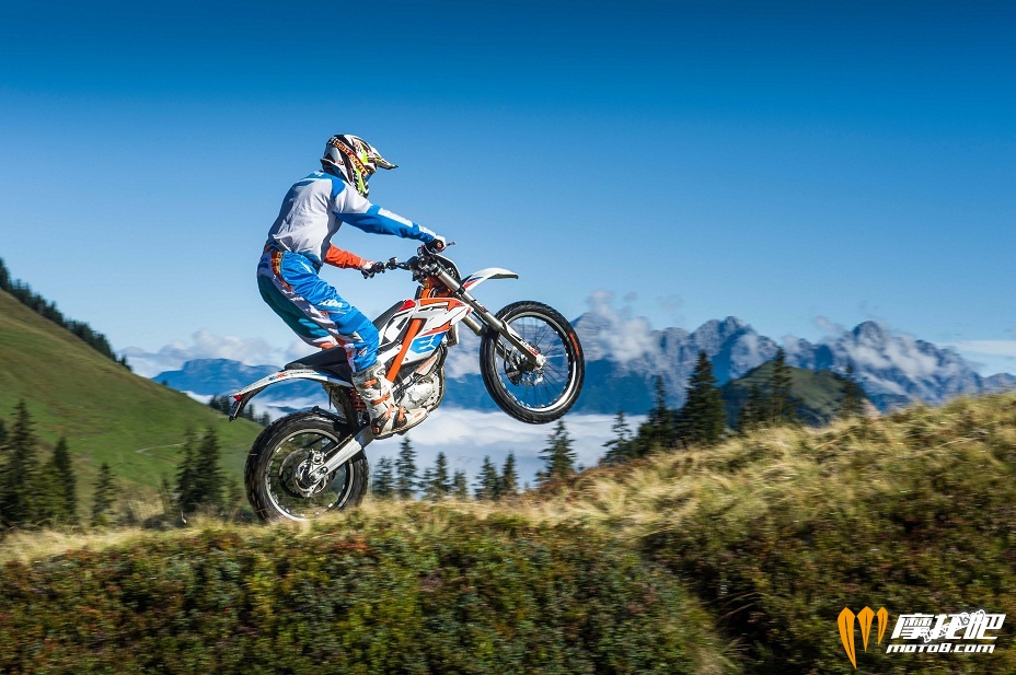 072517-ktm-freeride-e-xc-electric-05.jpg