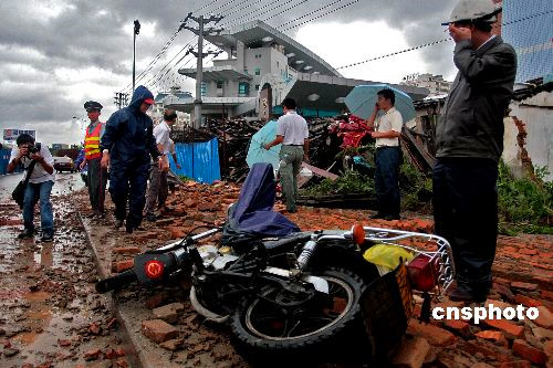 2007年台风圣帕卷走泉州2.4亿余元 近五十万人受灾.jpg