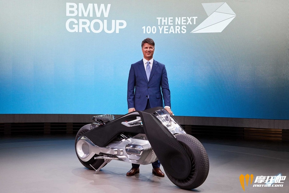 bmw-the-next-100-years-self-balancing-motorcycle.jpg