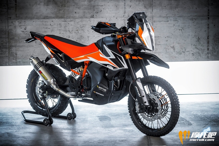 112217-ktm-790-adventure-r-prototype.jpg