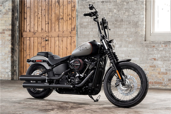 softail-streetbob-gallery-7_副本.jpg