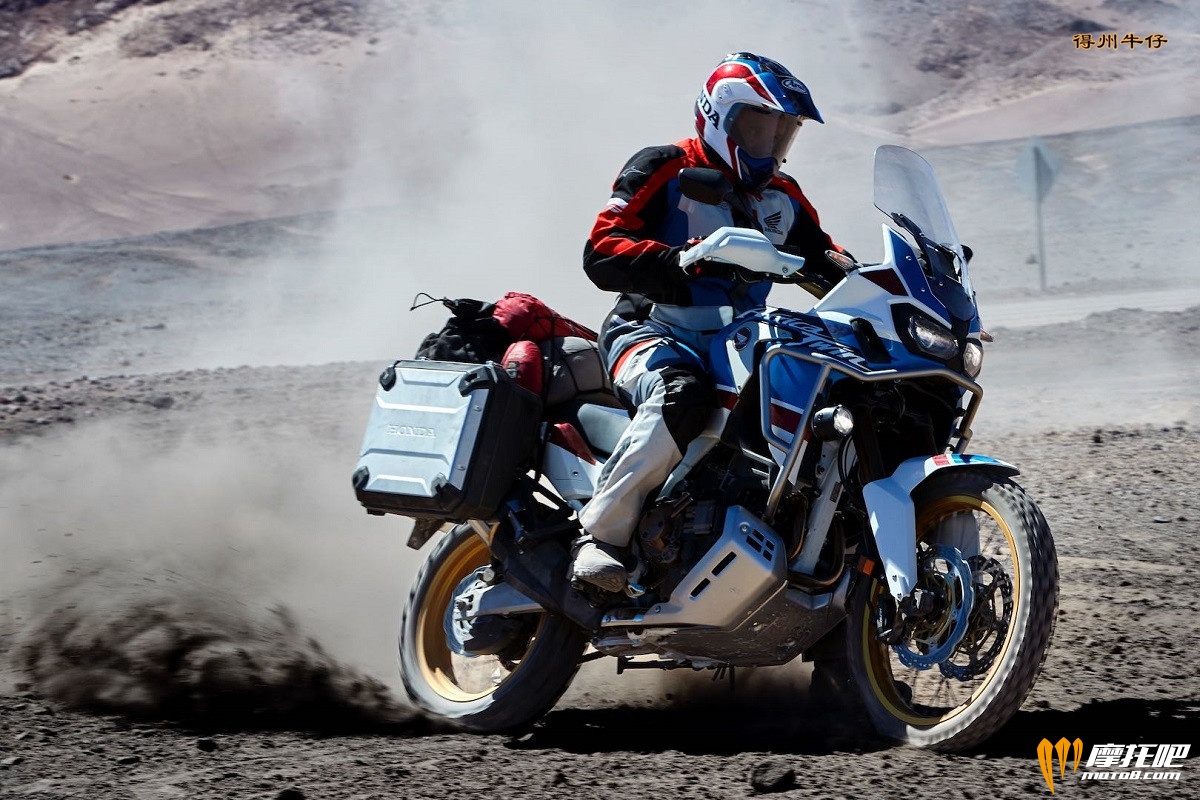 2018-honda-crf1000l2-africa-twin-sports-preview-11.jpg