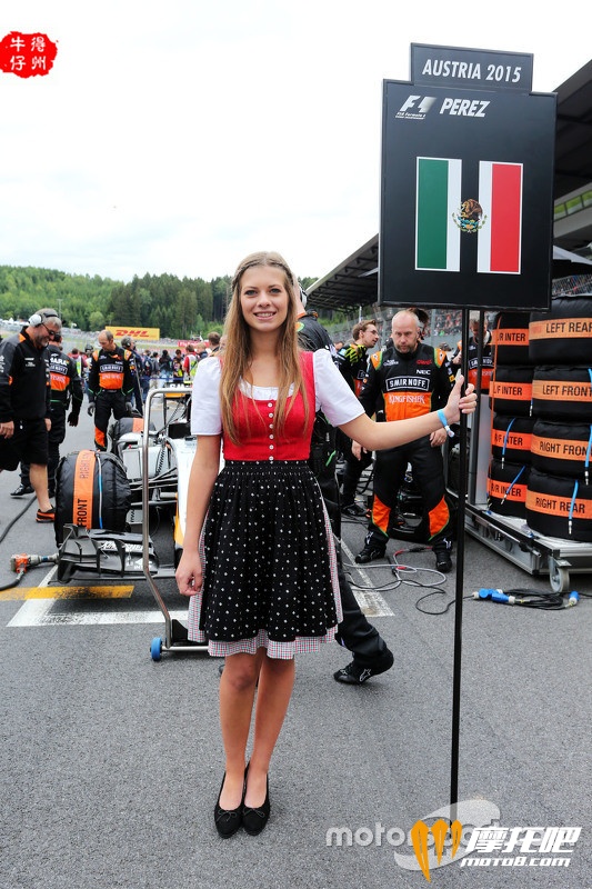 f1-austrian-gp-2015-grid-girl-for-sergio-perez-sahara-force-india-f1.jpg