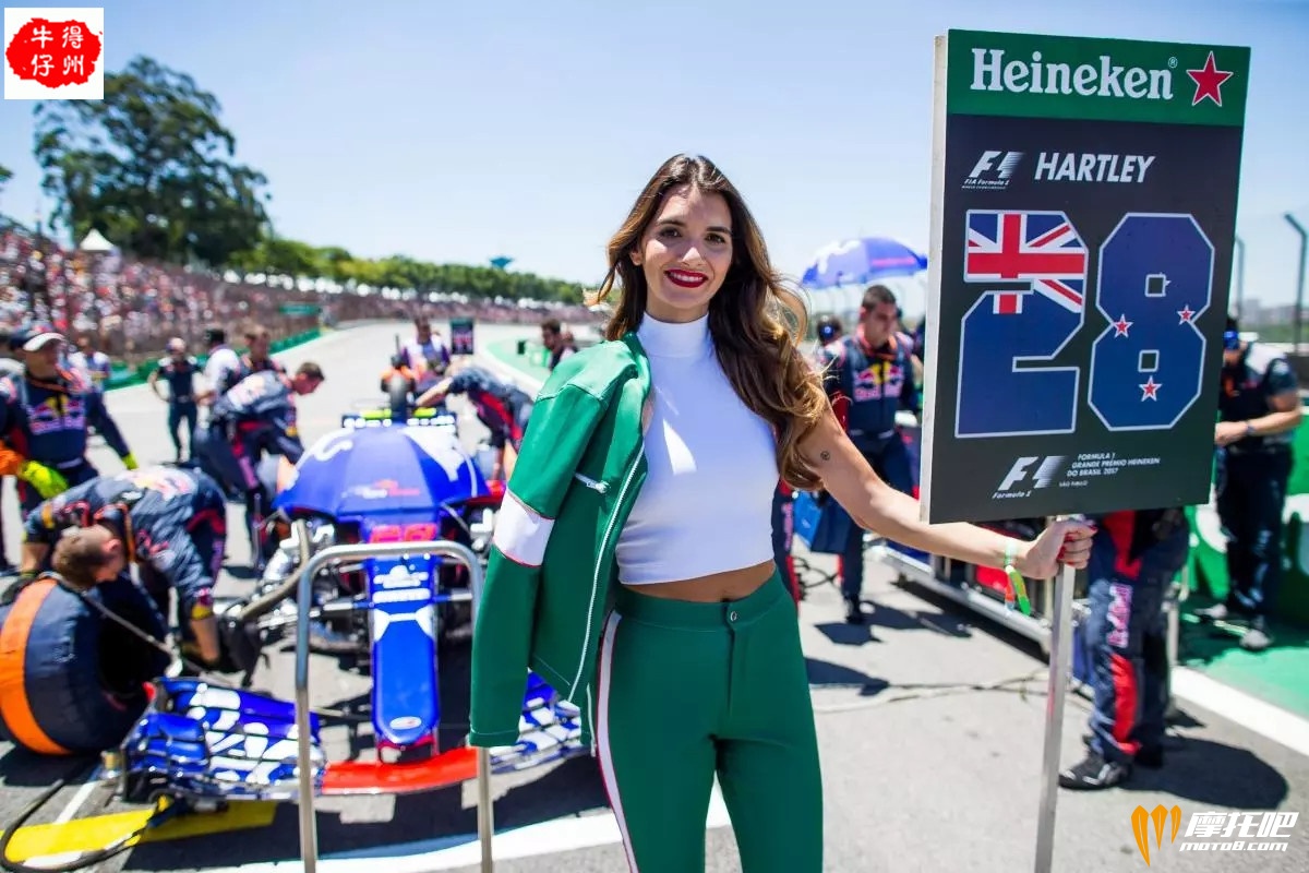 grid-girl1.jpg