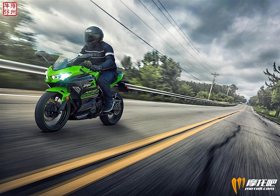 kawasaki-ninja-400-gets-officially-revealed_8.jpg