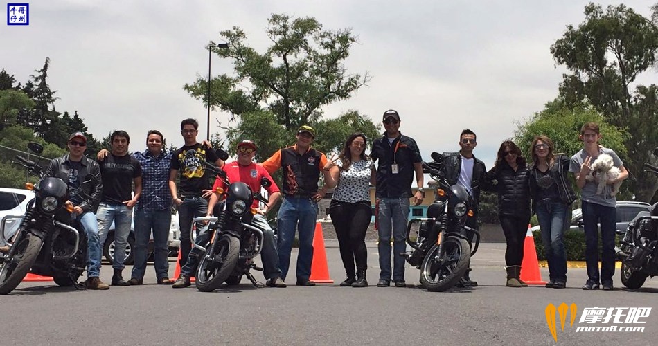 Harley-Riding-Academy-2016-6.jpg