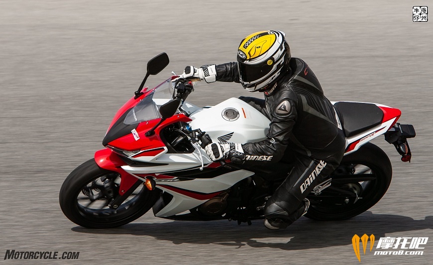 062218-Lightweight-Sportbikes-Honda-CBR500R-8487.jpg