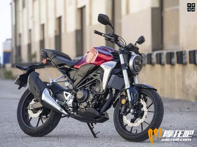 2019-honda-cb300r-9 (3).jpg