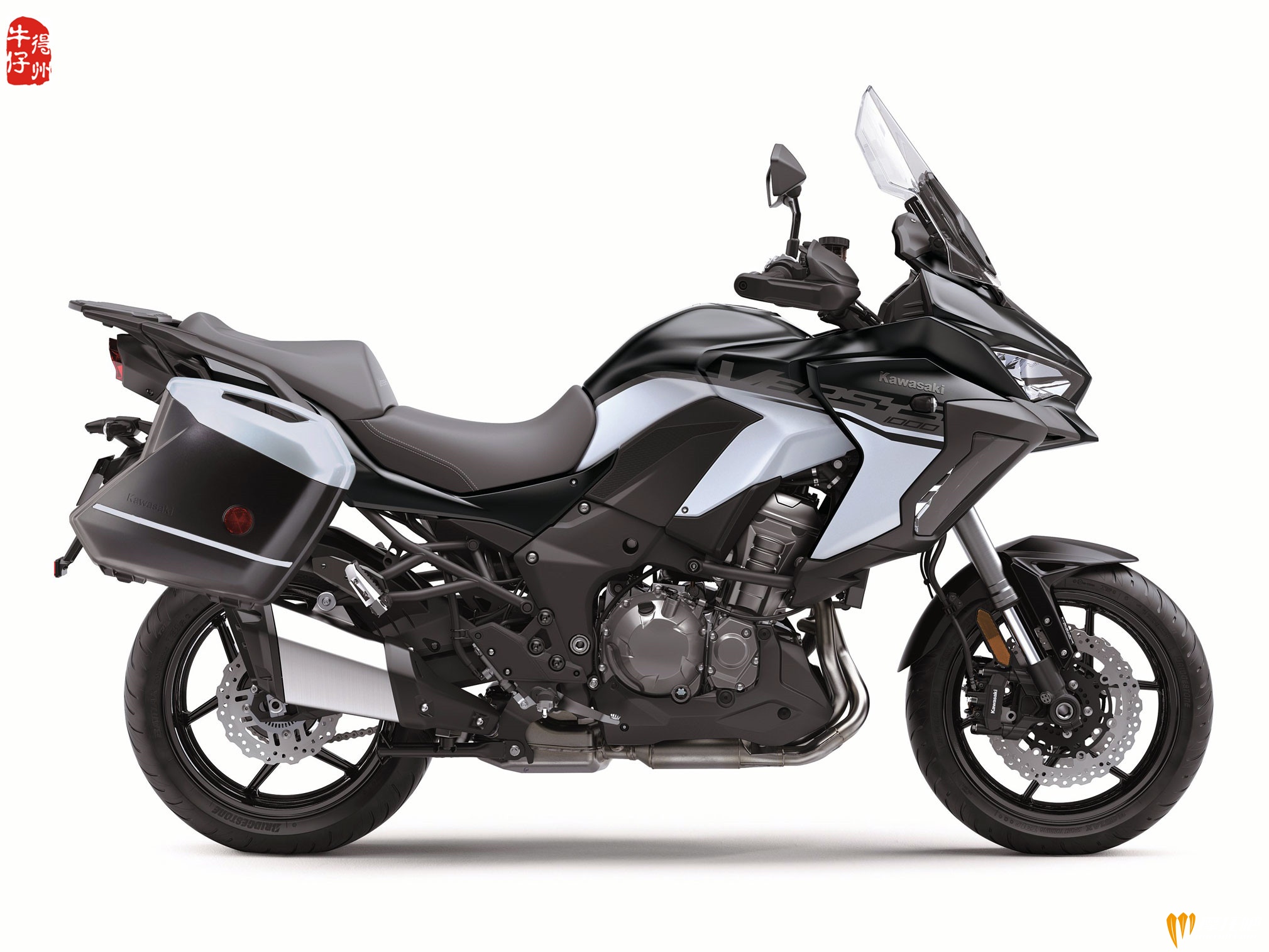 2019-Kawasaki-Versys-1000-SE-LT-Plus3.jpg