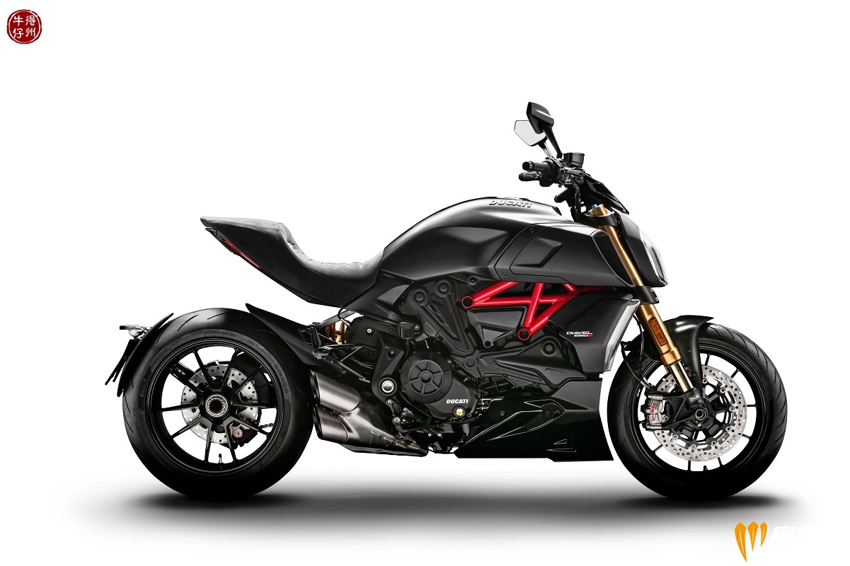 110418-15_2019-DUCATI-DIAVEL-1260-S.jpg