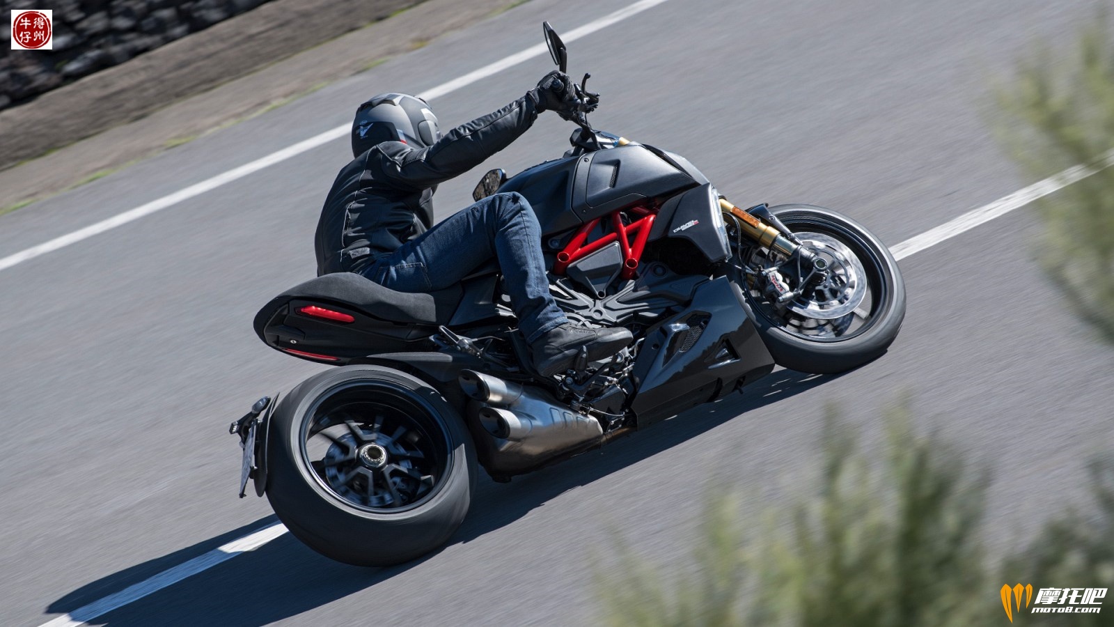 Ducati_Diavel_1260_2019_20.jpg