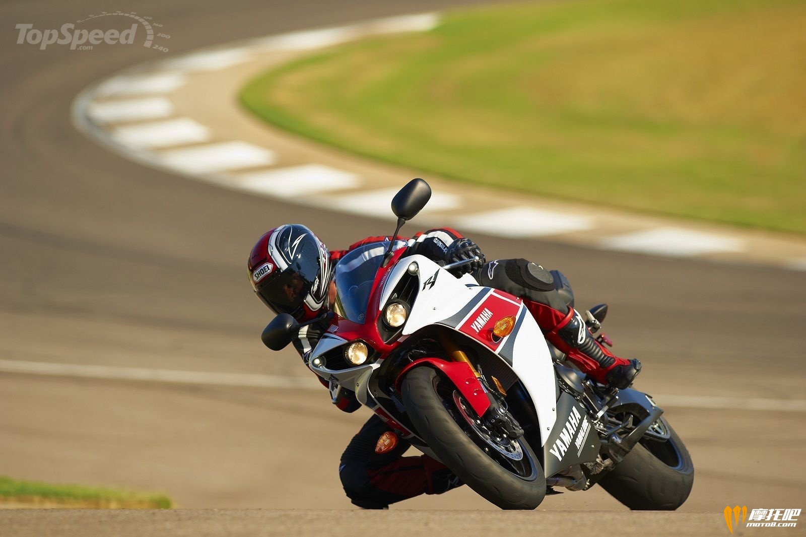 2012-yamaha-ysf-r1-27_1600x0w.jpg