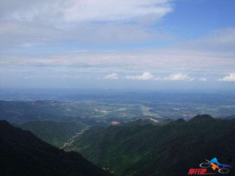 今天的目的地 回龙山寺