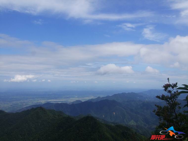 罗仙岭电视转播塔 随着有线电视的普及 这里已成为历史了